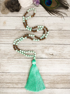 Amazonite / Sandalwood Mala