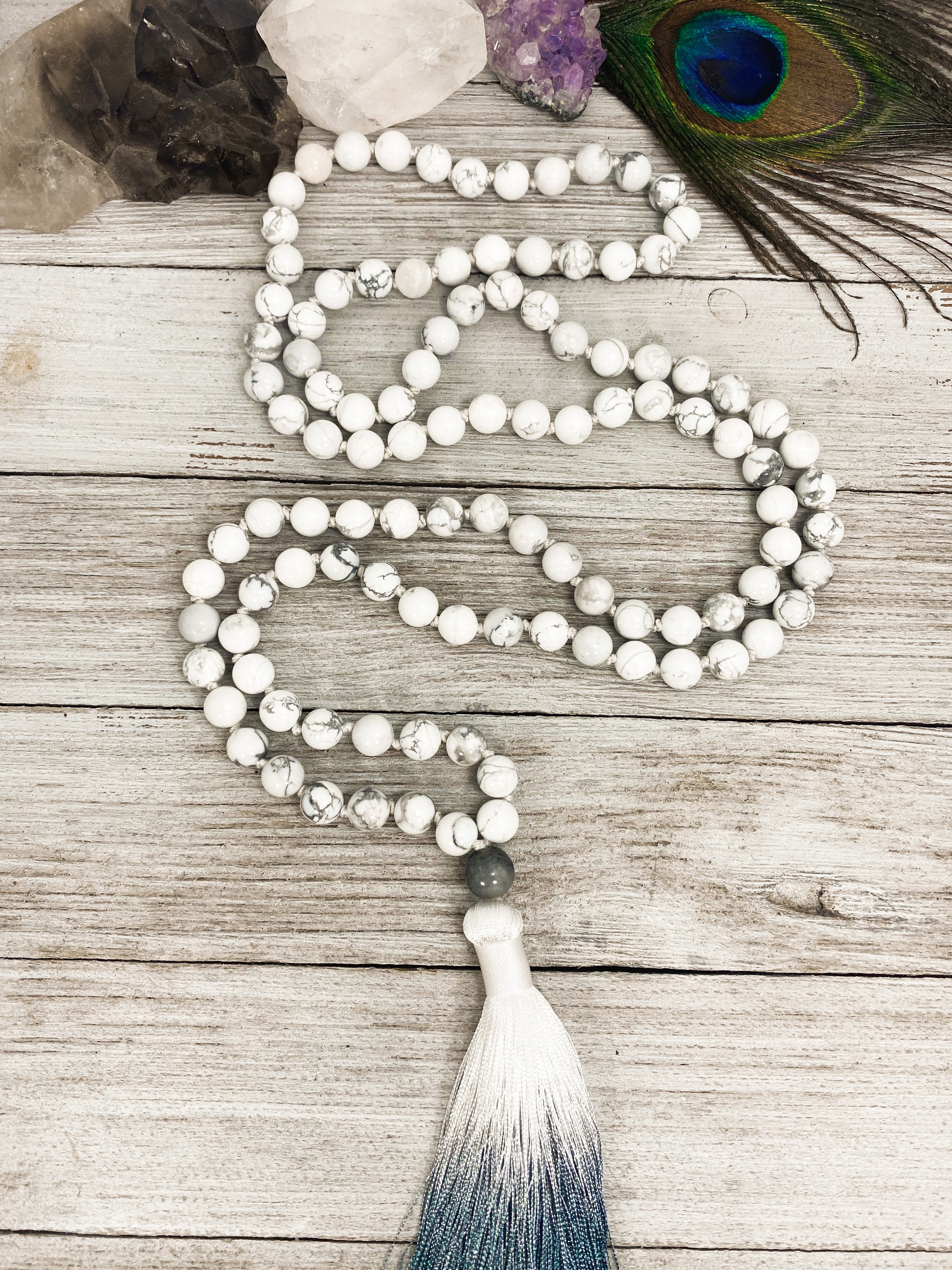 Howlite mala
