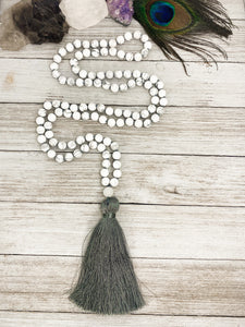Howlite Mala
